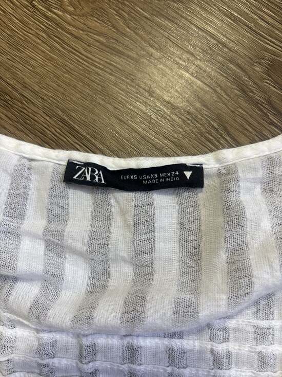 ZARA White Smocked Waist Crochet Trim V-Neck Puff Sleeve Blouse - Picture 3 of 6